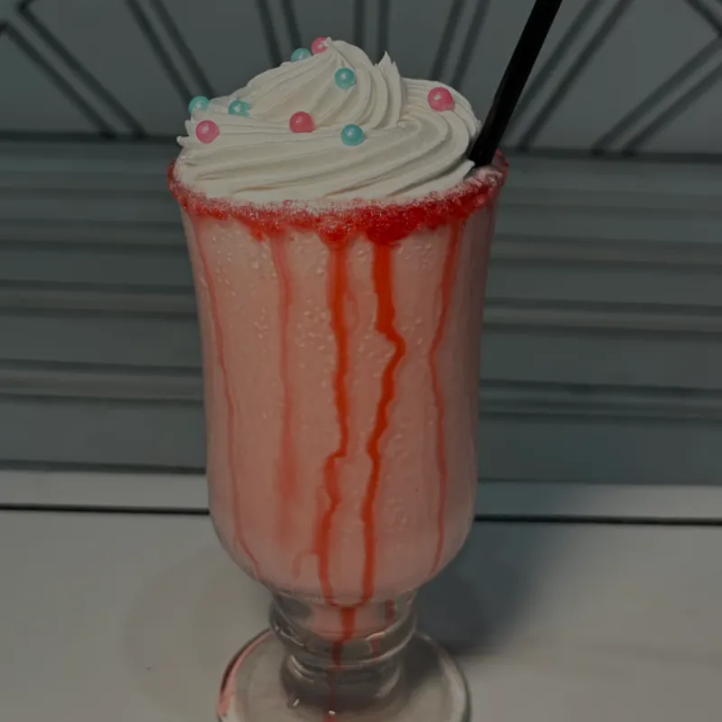 Strawberry  Frozen Cream