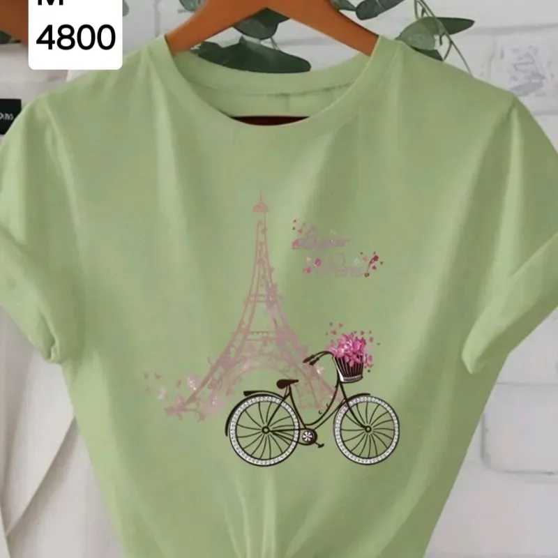 Pulover verde con torre