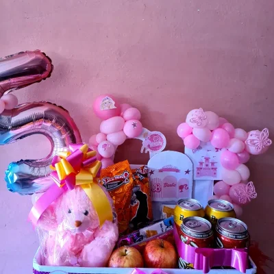 Caja de confituras con peluche