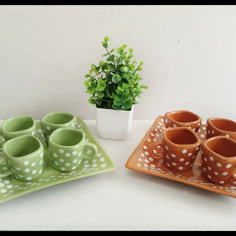Set bandeja plato cuadrado + 4 tazas
