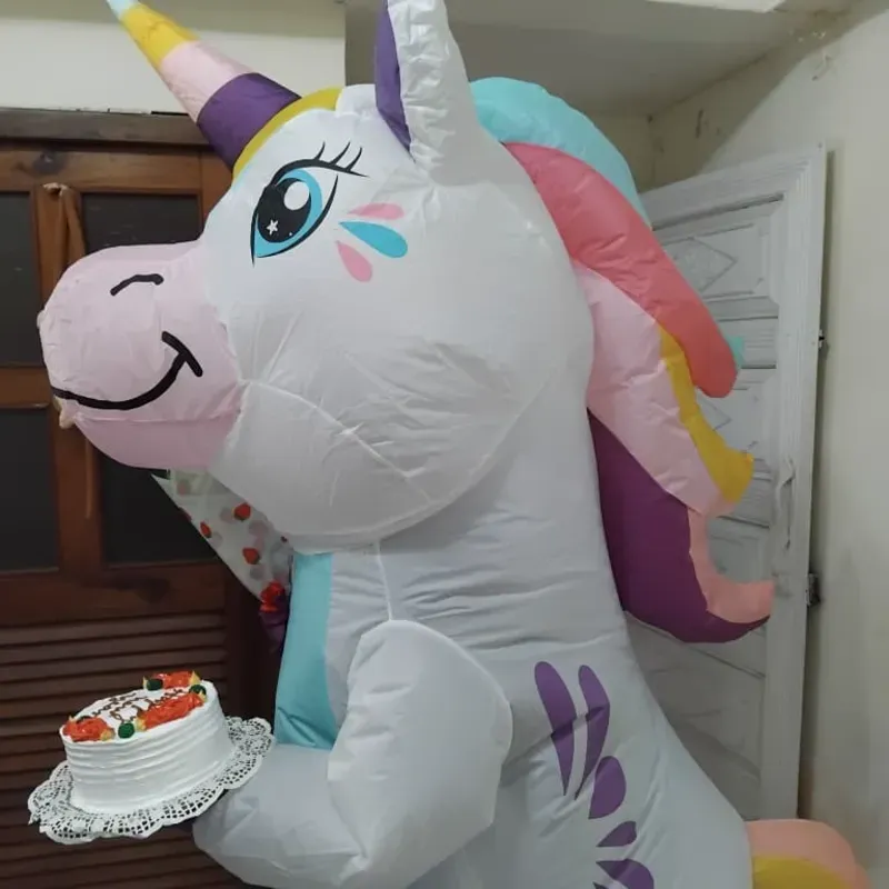 Entrega sorpresa con Tano el unicornio mágico 