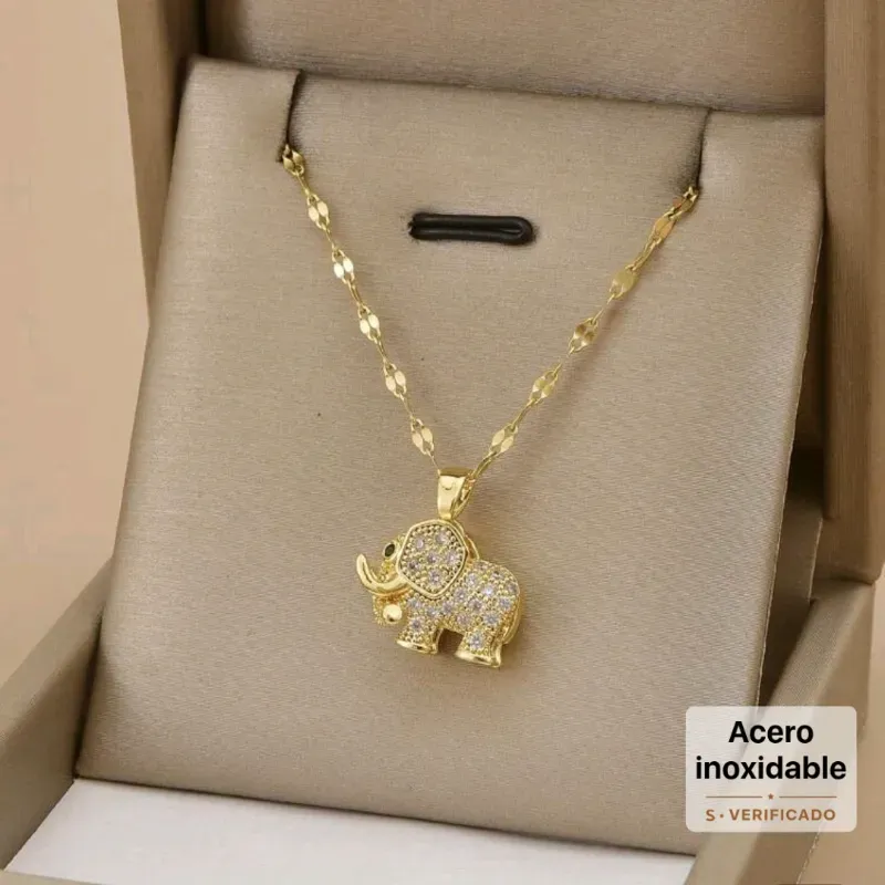 Collar con dije de elefante