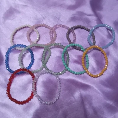 Pulseras elásticas de swaroskvi