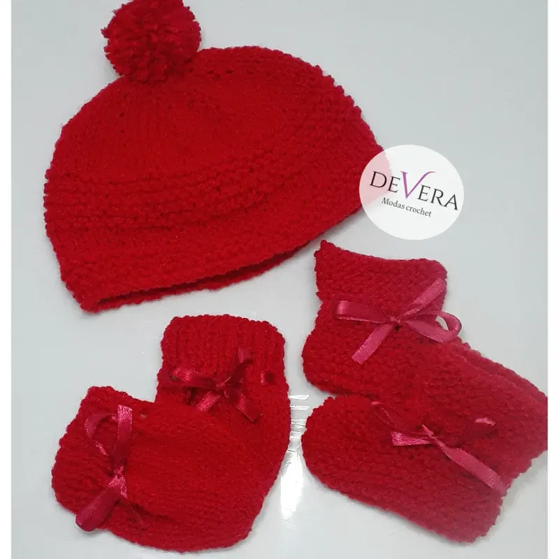 Conjunto gorro, manopla, medias