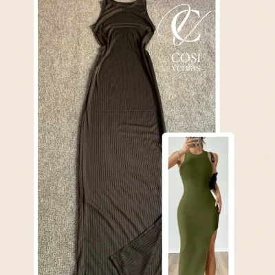 Vestido desmangado largo con abertura