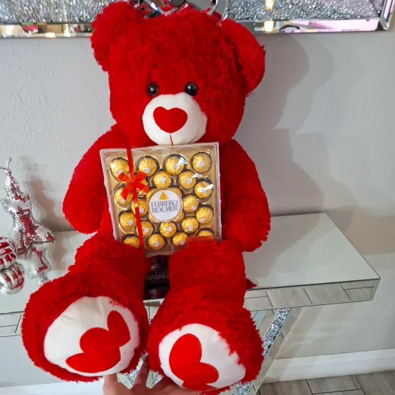 Peluche y Ferrero 
