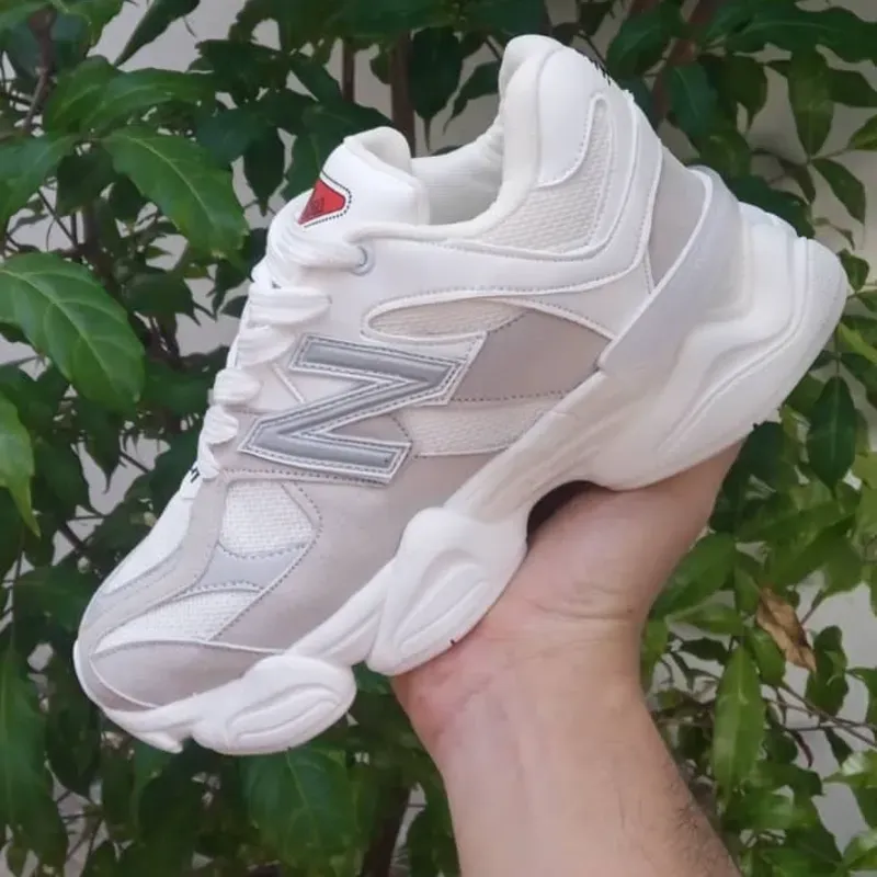 New Balance 9060 beich