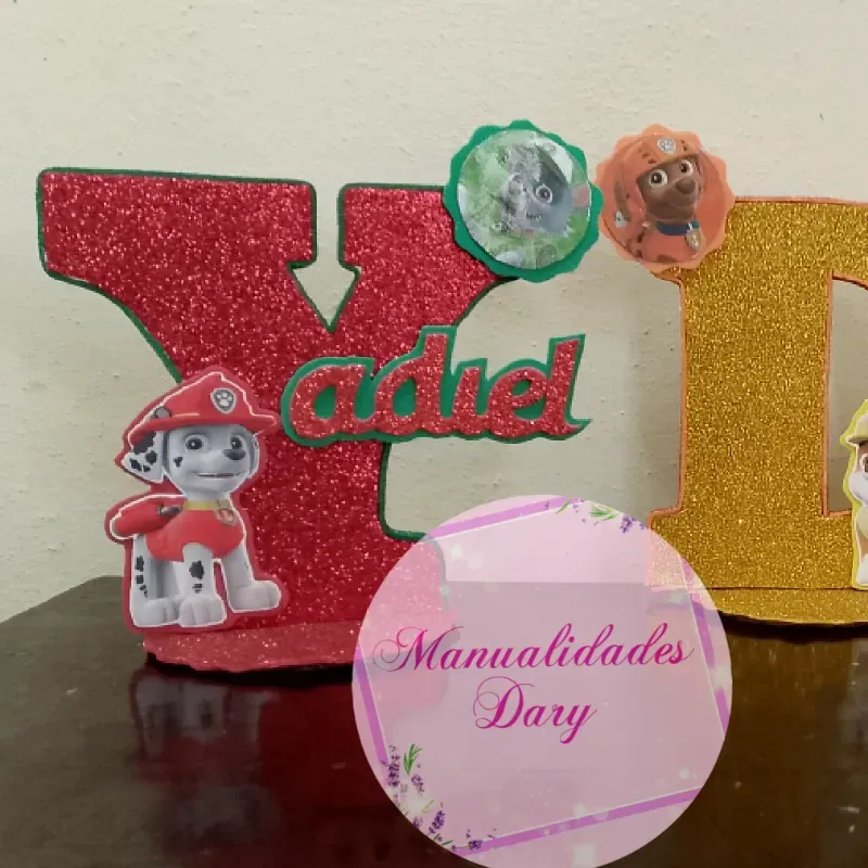 Letras y números 2D 15cm