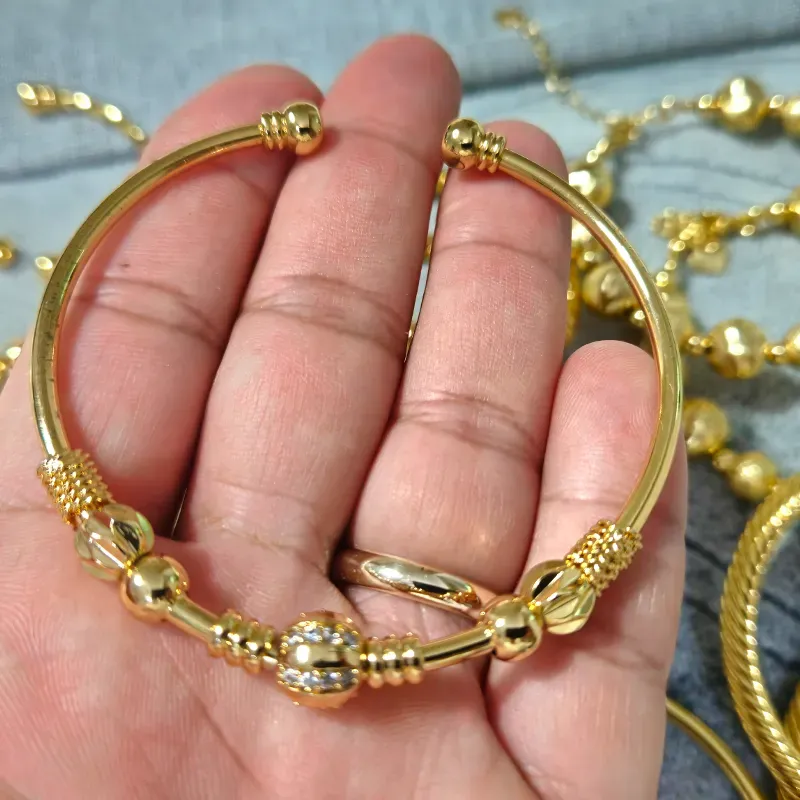 Pulso de chapa de oro