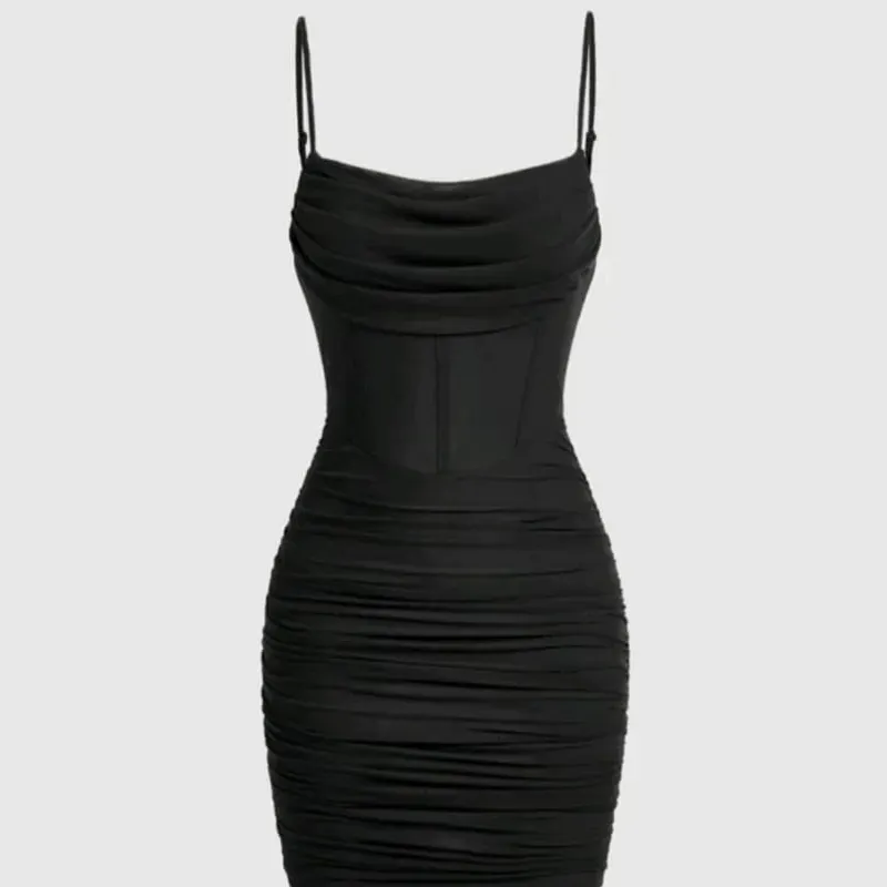  Vestido corto tul — Negro