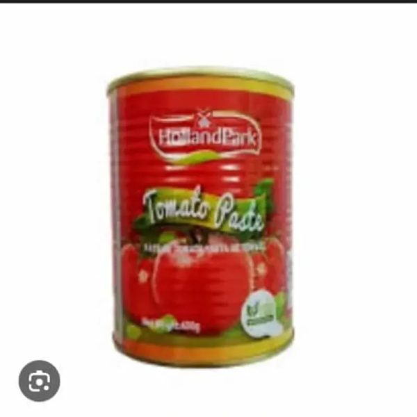 **Lata de pasta de tomate:*