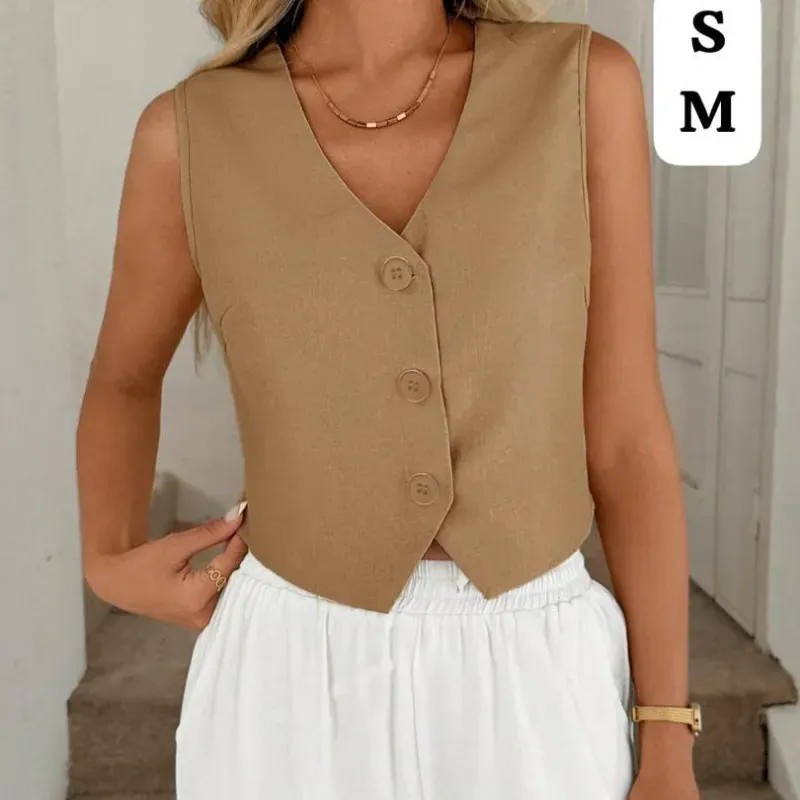  Chaleco Beige Precision – Elegancia neutra con corte estructurado y estilo ejecutivo