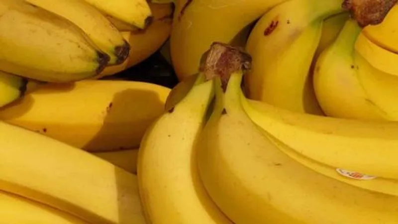 Platano fruta fruta (lb)