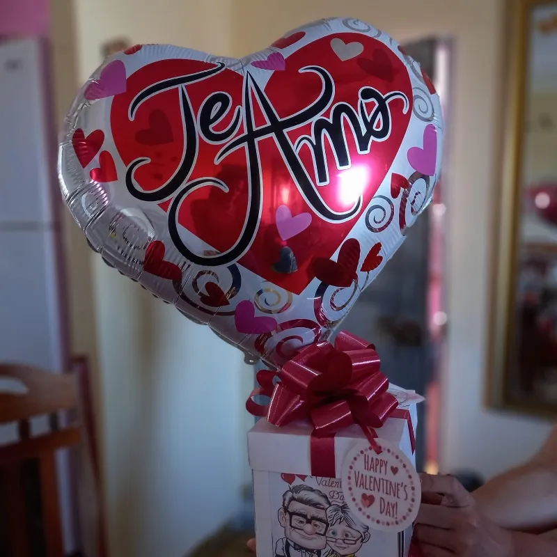 Caja de fotos con globo 