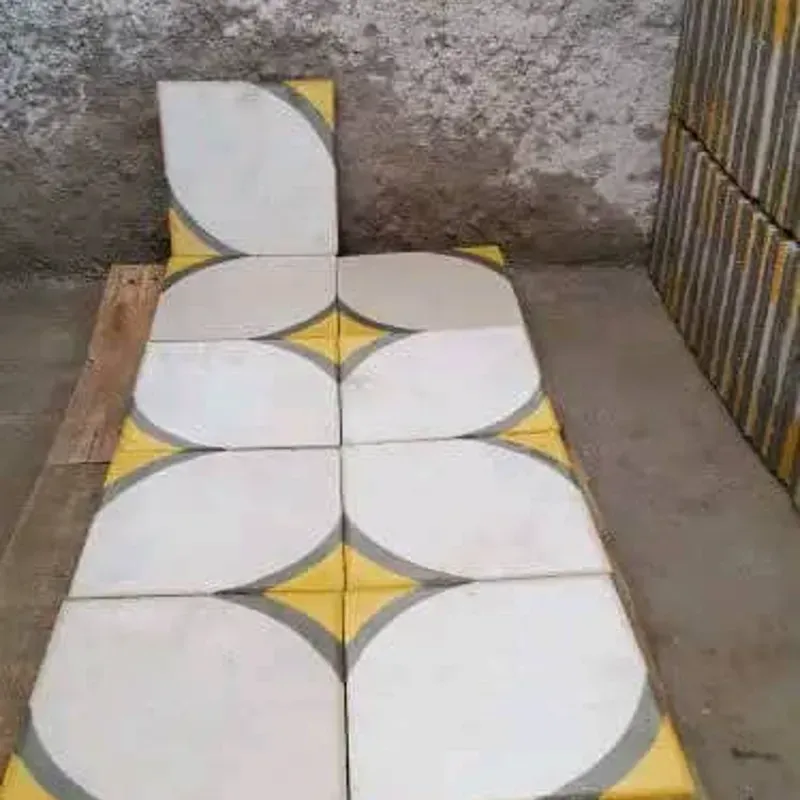 Colonial Fondo Blanco