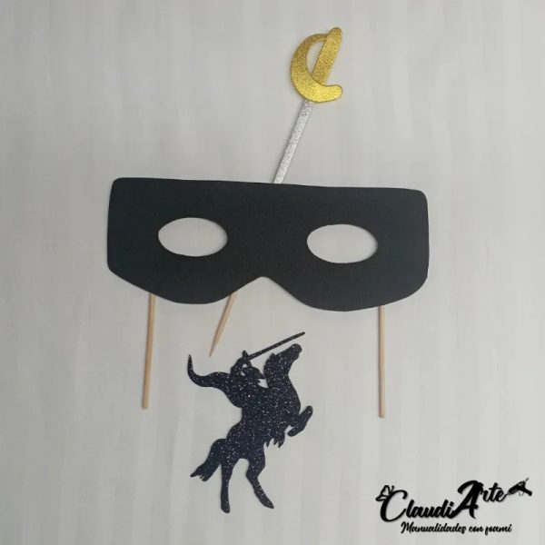 Cake topper