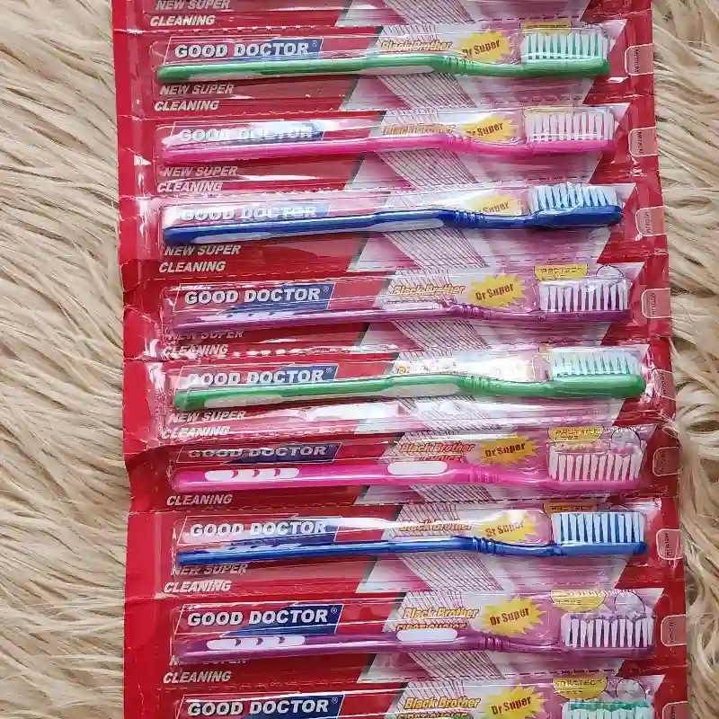 Cepillos de dientes (medios)