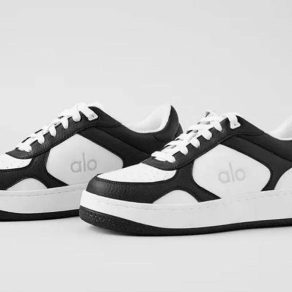 Tenis alo
