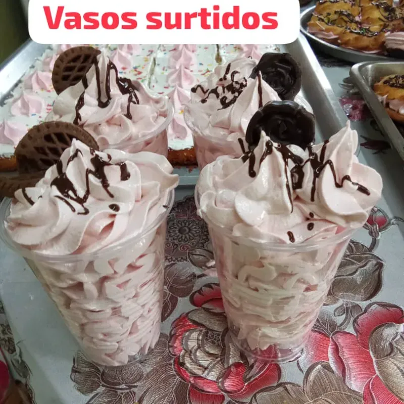 Vasos surtidos (10 unidades)