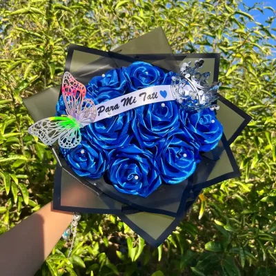 Ramo con banda,corona y mariposa 