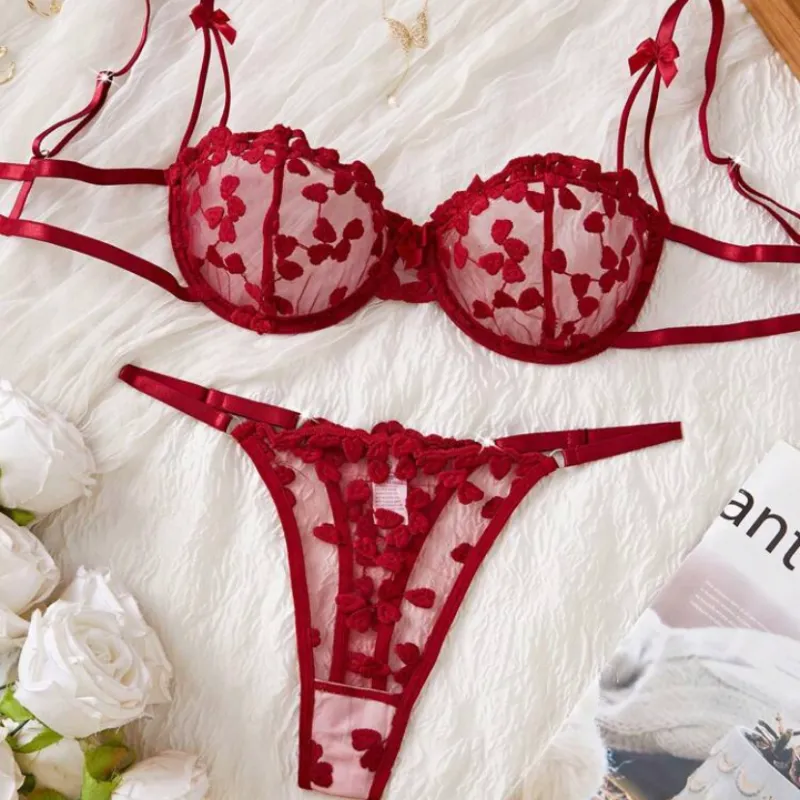 Lencería roja