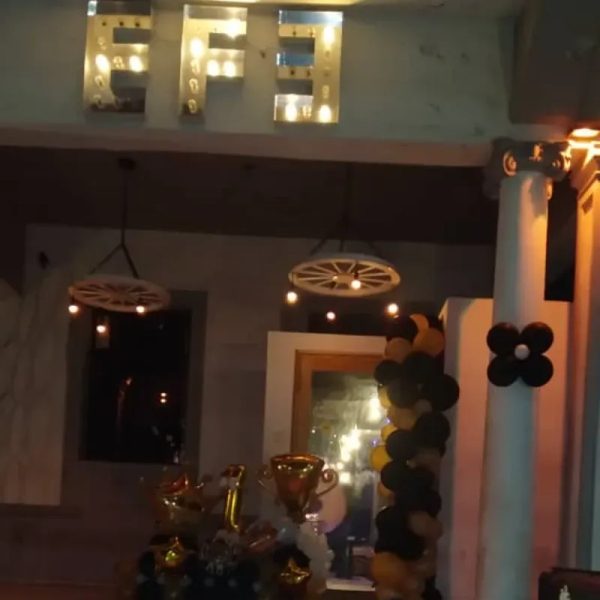Decoraciones de Bares (SAFAERA en Bar EFE)