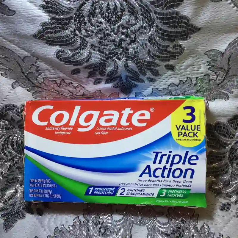 Pasta Colgate Triple Action