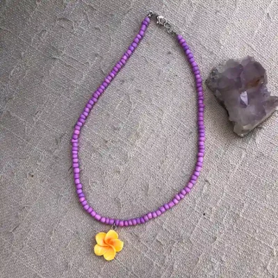 Collar plumeria