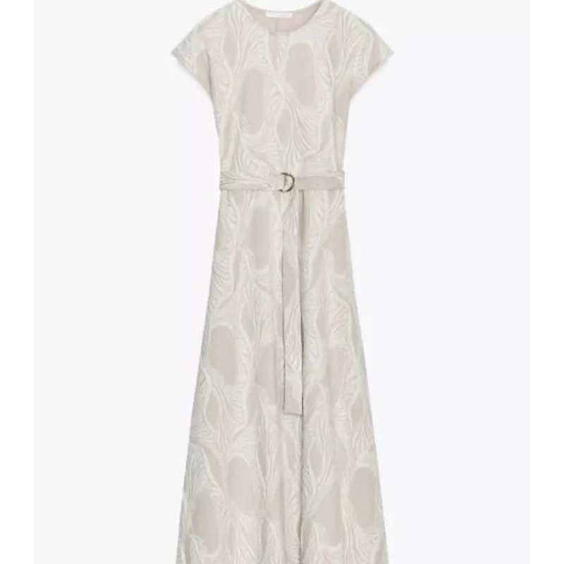 Vestido estampado con cinto