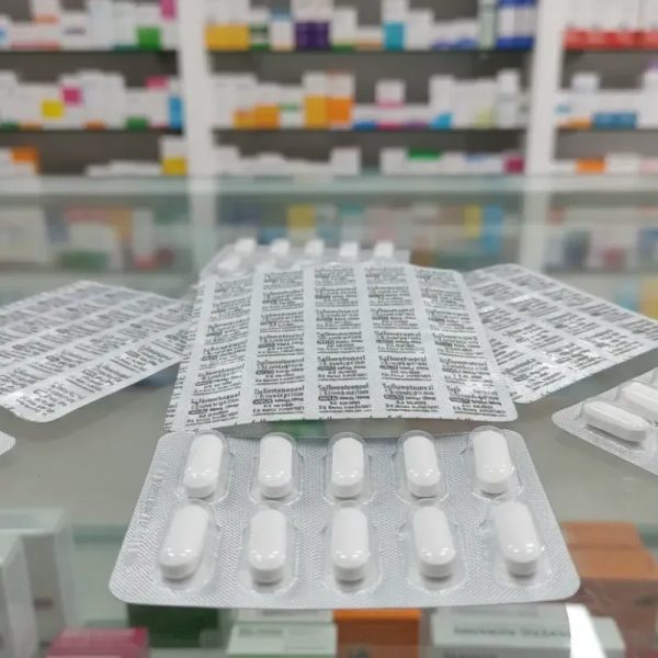 Co-trimazol (Sulfaprim)(sulfametoxazol +trimetoprima)10 tabletas 400/80mg (VENCE 1-27)