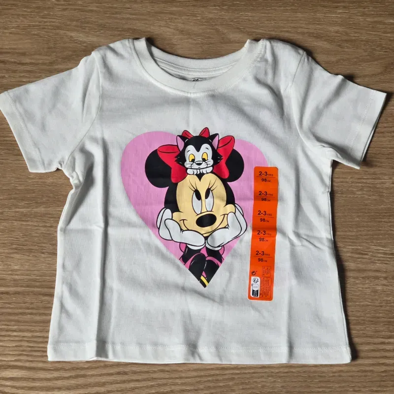 Pulover blanco de Minnie con corazón Rosado