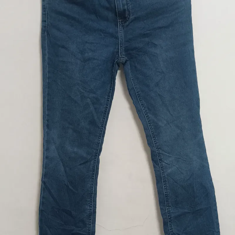 Pantalón de mezclilla