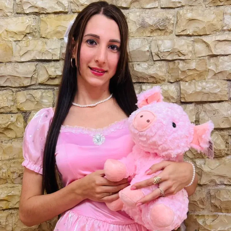 Animadora vestida de muñeca