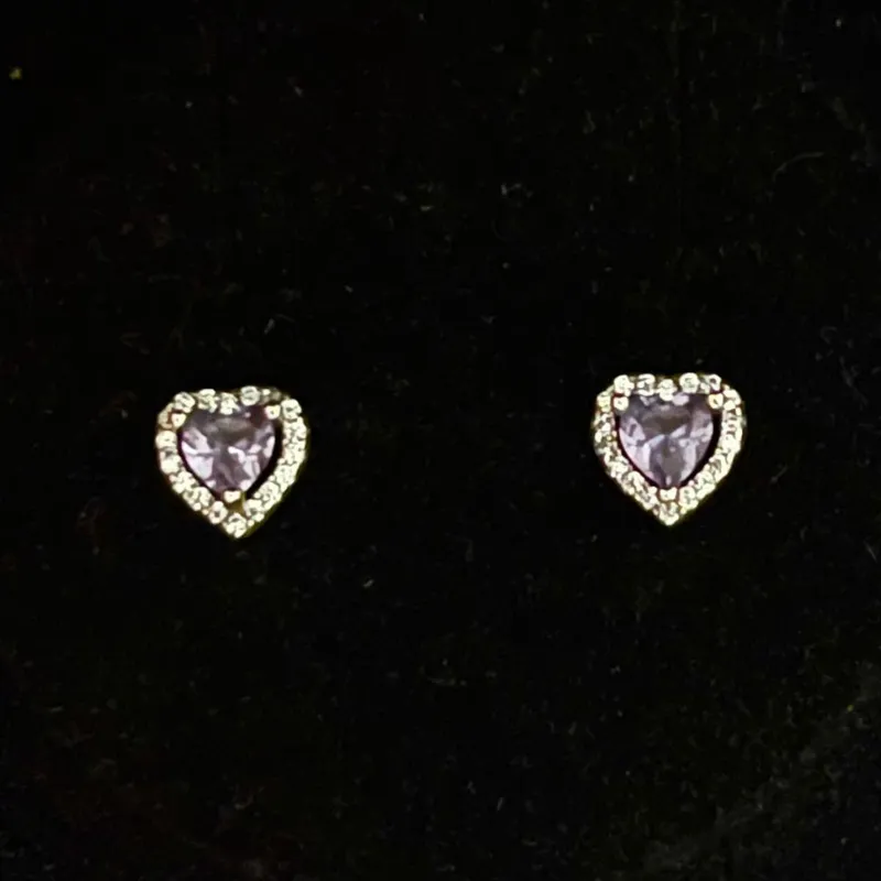 Arete de Corazón Piedra Morada