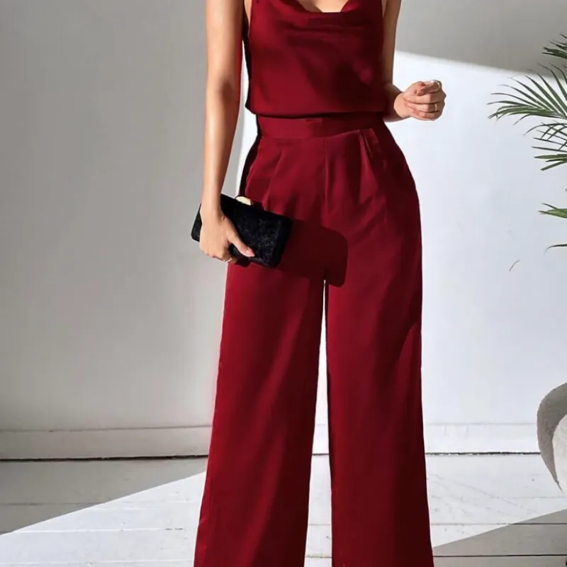 Conjunto rojo sangre