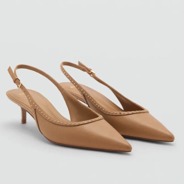 Zapatos Tachuelas