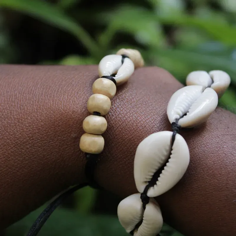 Pulseras de cauris