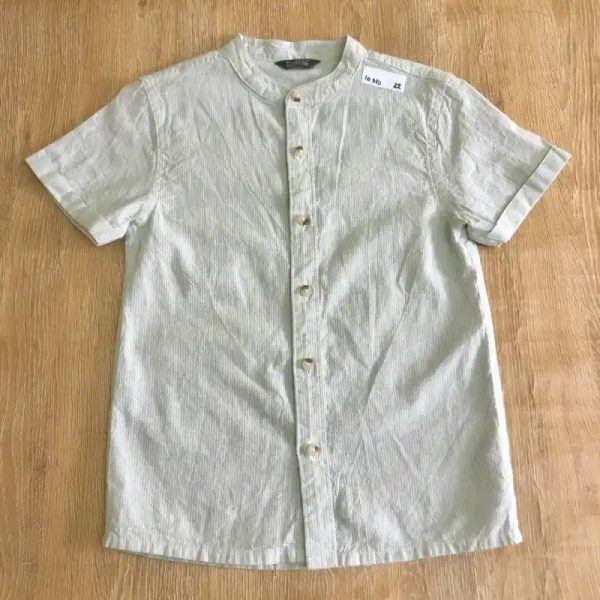 Camisa cuello chino con rayas color verde