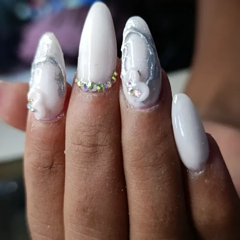 Diseño de uñas medianas