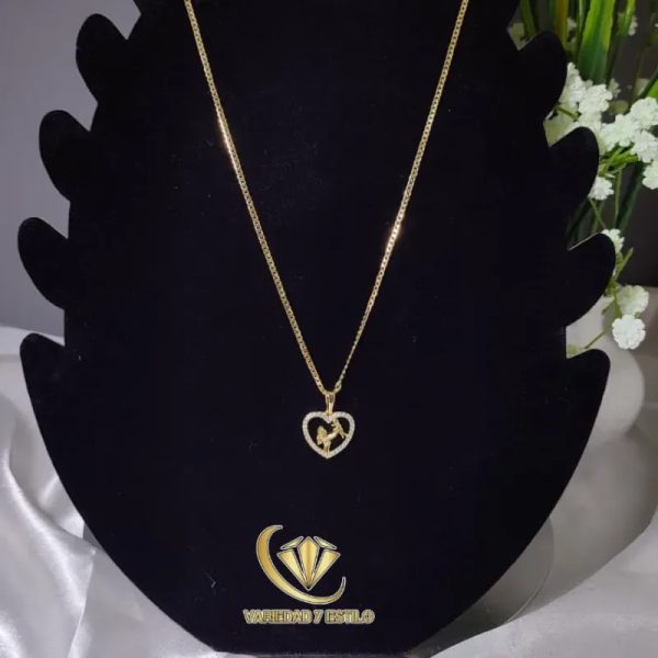 Cadena con dije de madre e hijo