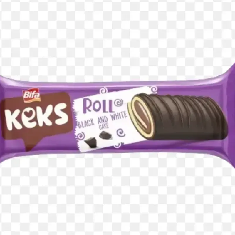 Rollito de chocolate y vainilla rellenos con crema de chocolate