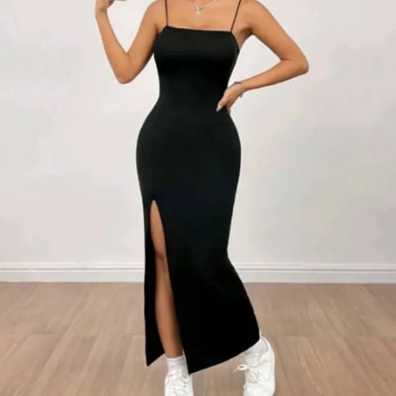  Vestido largo de tirantes y abertura en la pierna — Negro