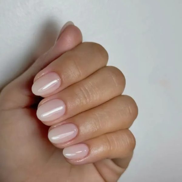 Uña poligel corta