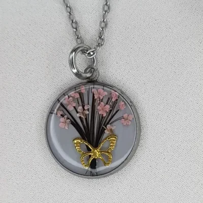 Collar con dijesito con pelito eternizado