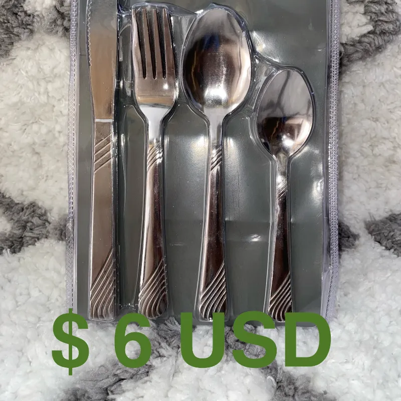 Set de cubiertos 16 piezas, 6 USD