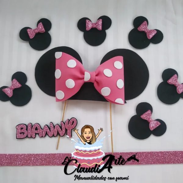 Cake topper