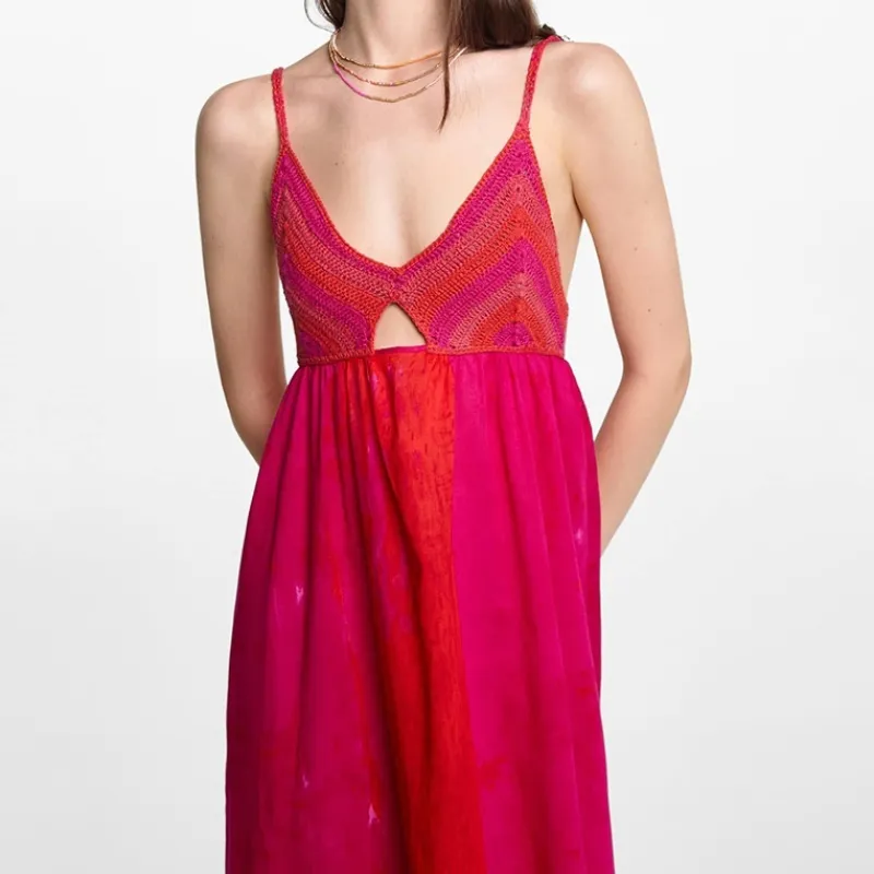 Vestido detalle escote tejido