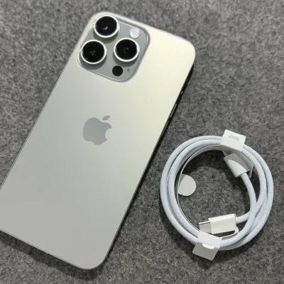 iPhone 15 Pro Max