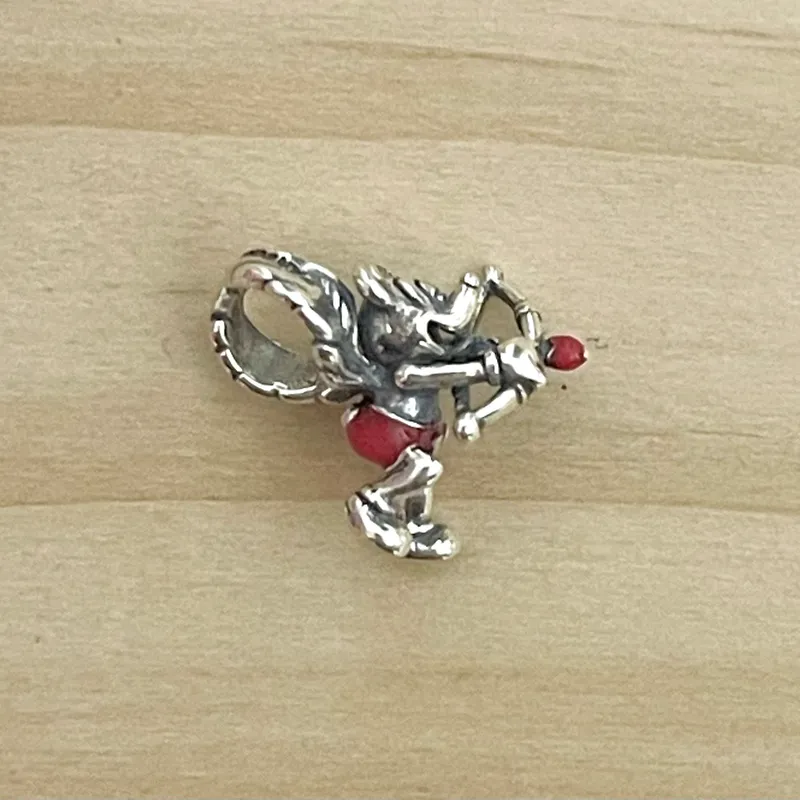 Charm Mickey Cupido