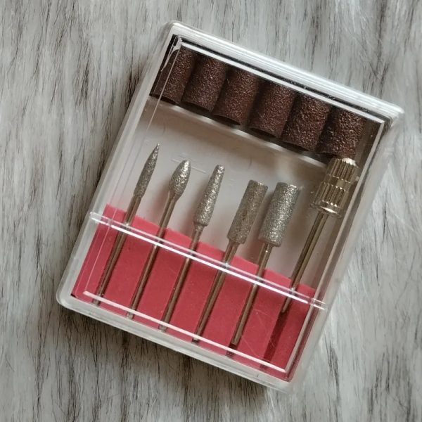 Cajas de Fresas con Rodillos